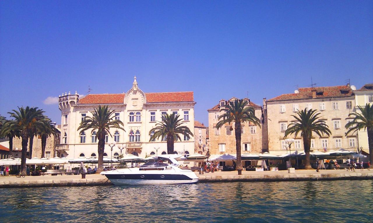 Apartments4Friends Apartment Vlad Trogir Eksteriør bilde
