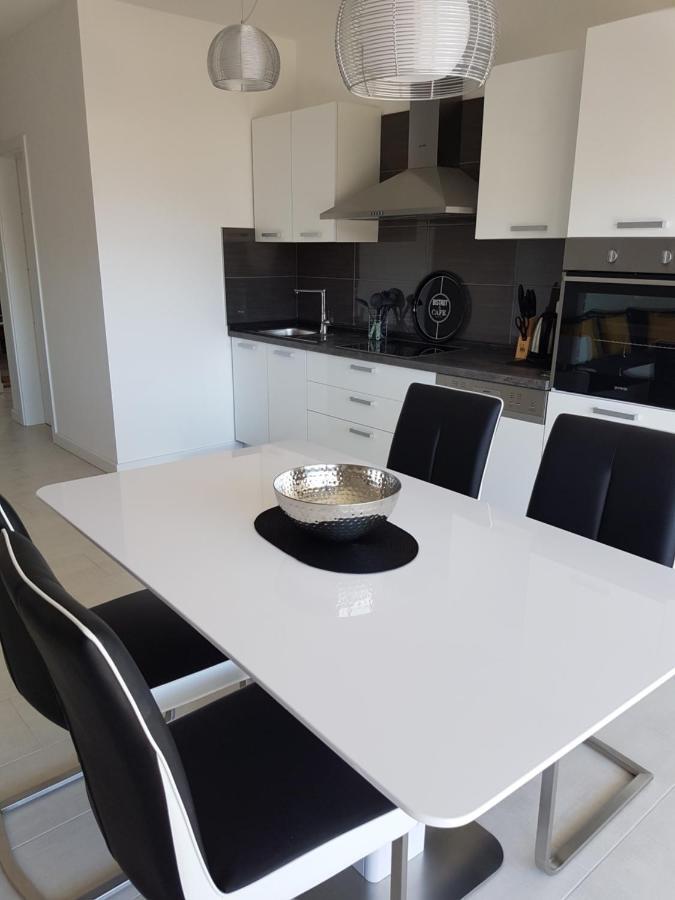 Apartments4Friends Apartment Vlad Trogir Eksteriør bilde