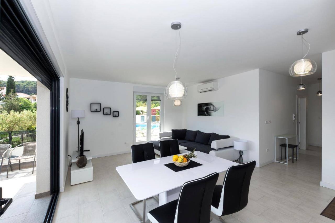 Apartments4Friends Apartment Vlad Trogir Eksteriør bilde