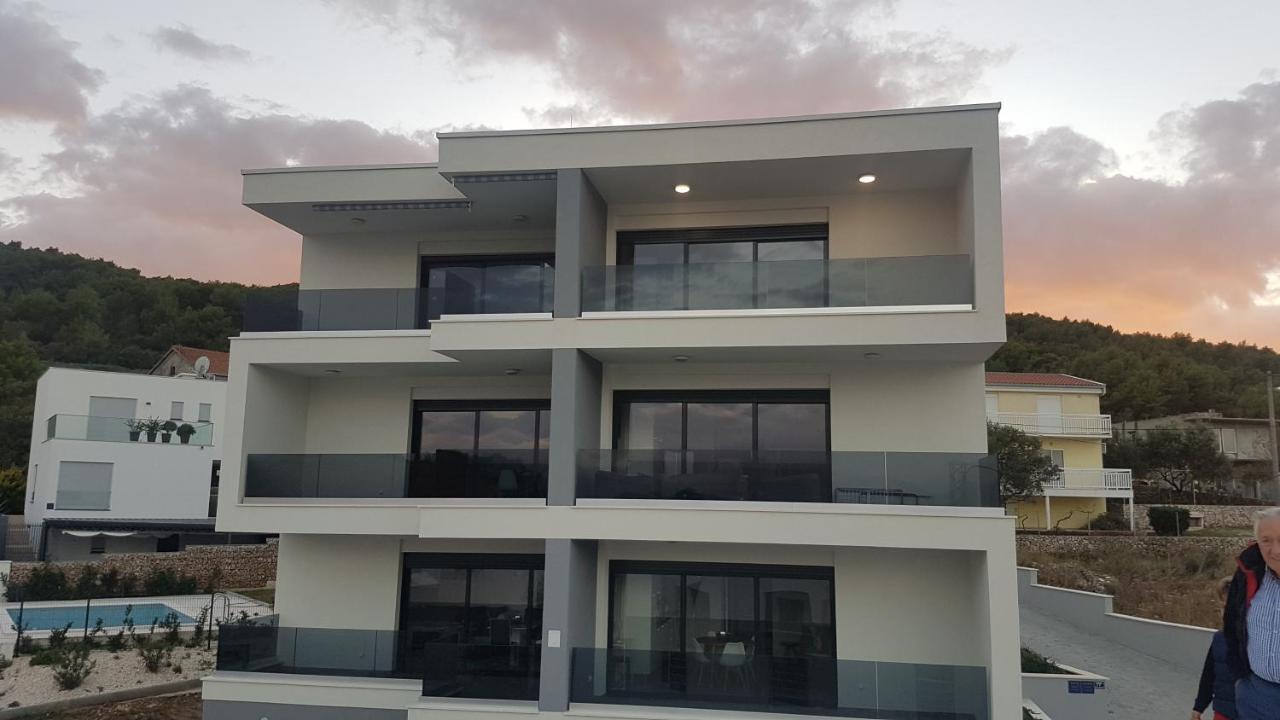 Apartments4Friends Apartment Vlad Trogir Eksteriør bilde